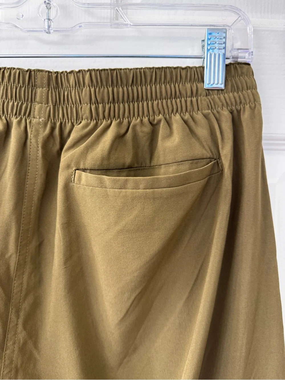 Outdoor Voices Zephyr RecPoly 26” Pant in Dark Olive Green Sz M